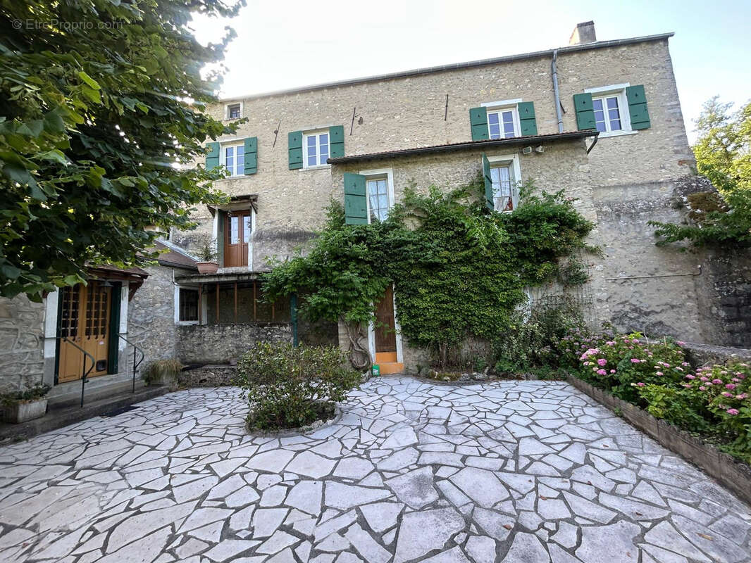 Maison à BOISSY-LA-RIVIERE