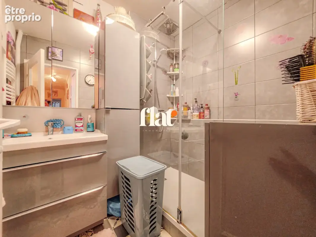 T4 81 m2   île de nantes / vincent-gâche   t4, double séjour et possibilité 3 chambres - photo 13