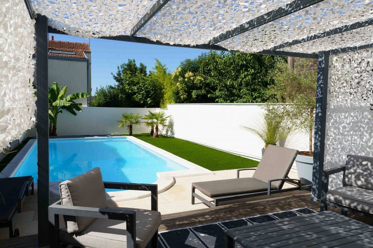 Maison à LA ROCHELLE