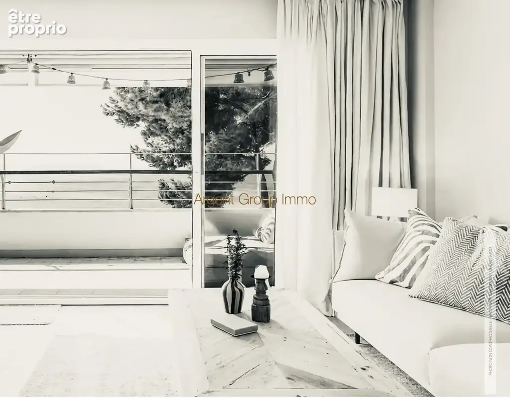 Appartement à BORMES-LES-MIMOSAS