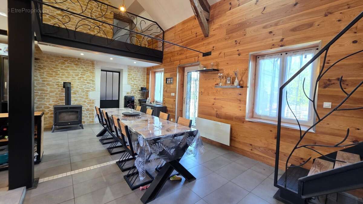 Maison à LODDES