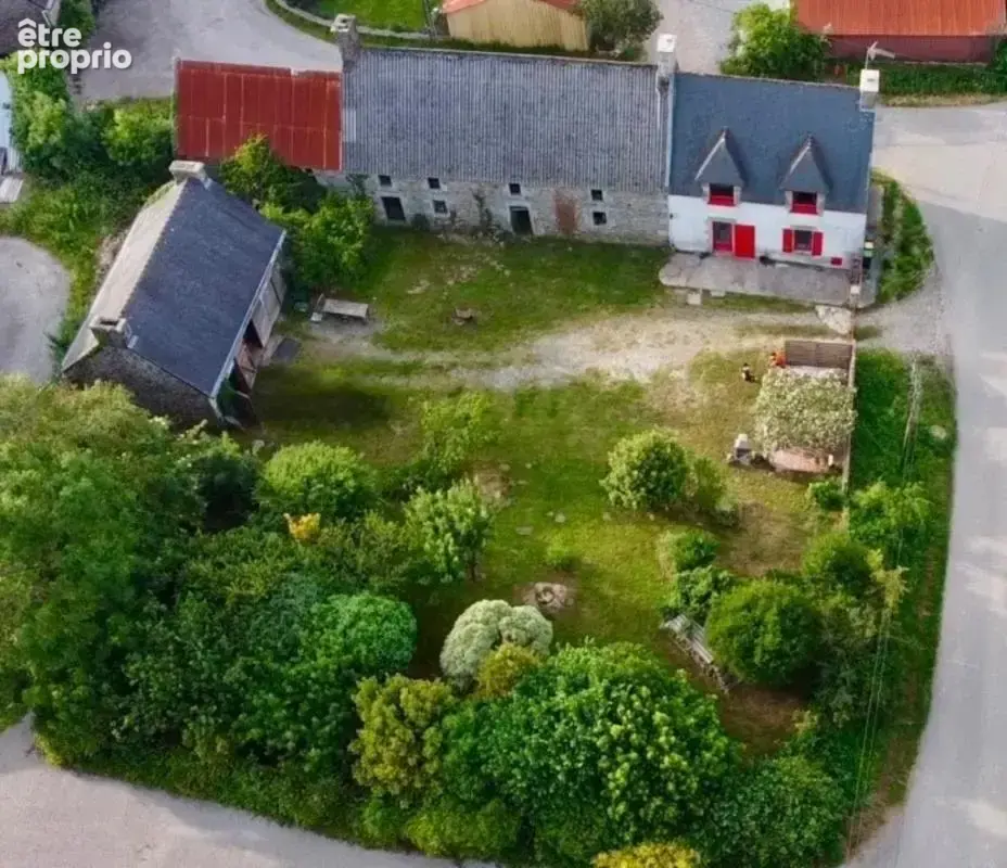 Maison à CLEGUER