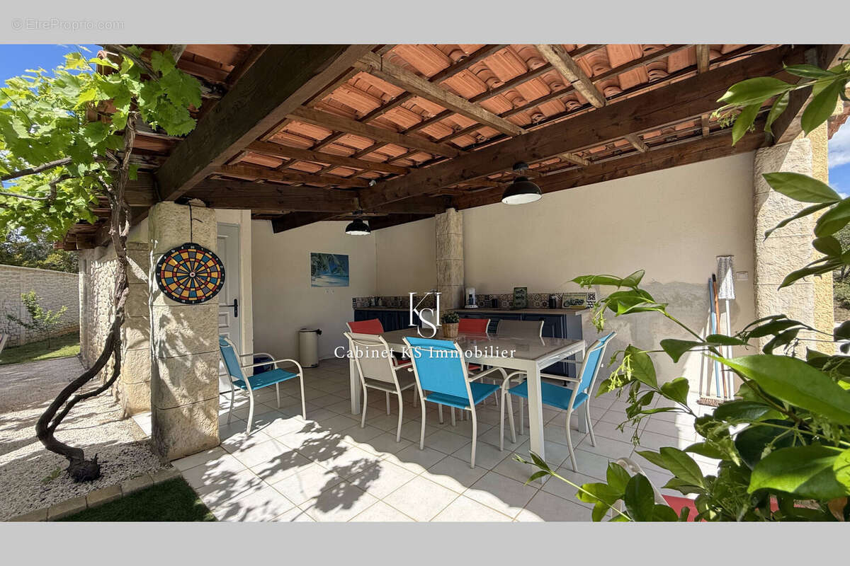 Maison 185 m² à Brue-Auriac  - photo 8