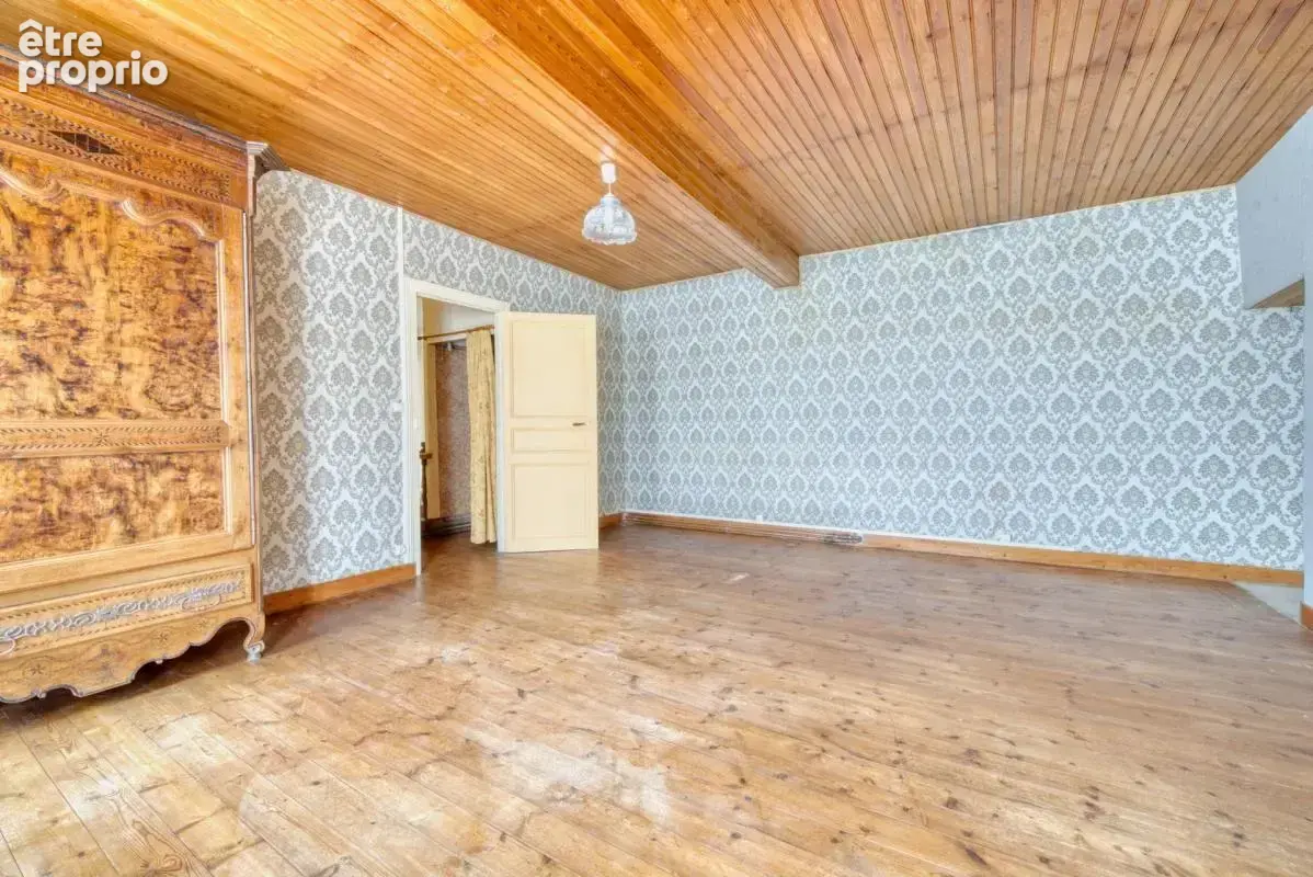 Maison en Pierre 5 pièces de 119 m² à Genouillé - photo 14