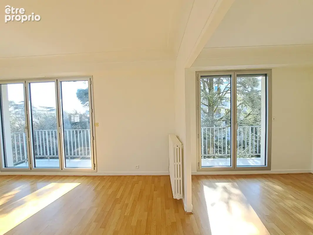 Spacieux appartement T4 de 100,97 m² avec balcon, cave et parking - photo 4