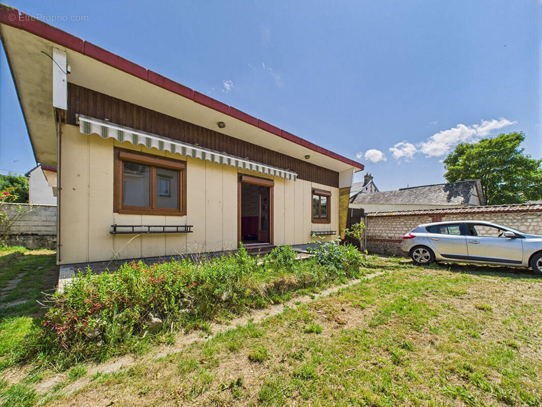 Maison à TOURVILLE-LA-RIVIERE
