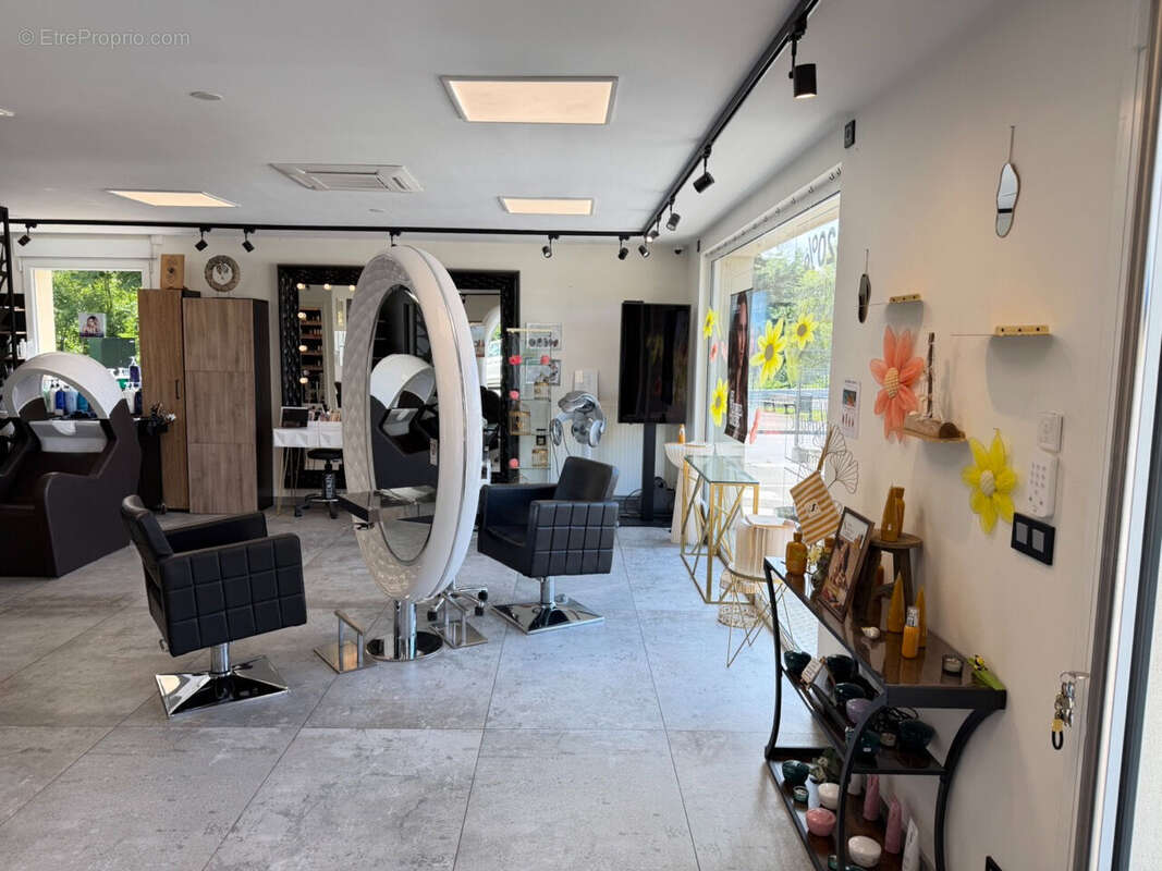 Fonds de commerce Salon de Coiffure Altkirch axe passant - photo 7