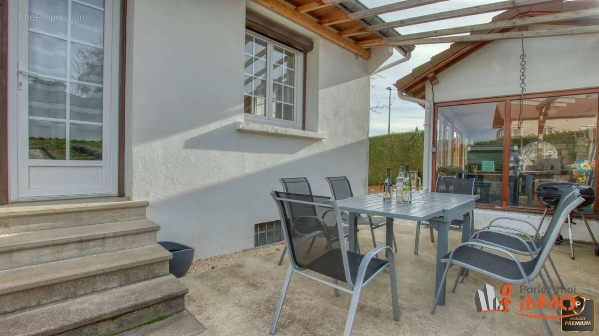 Maison à LA TOURETTE