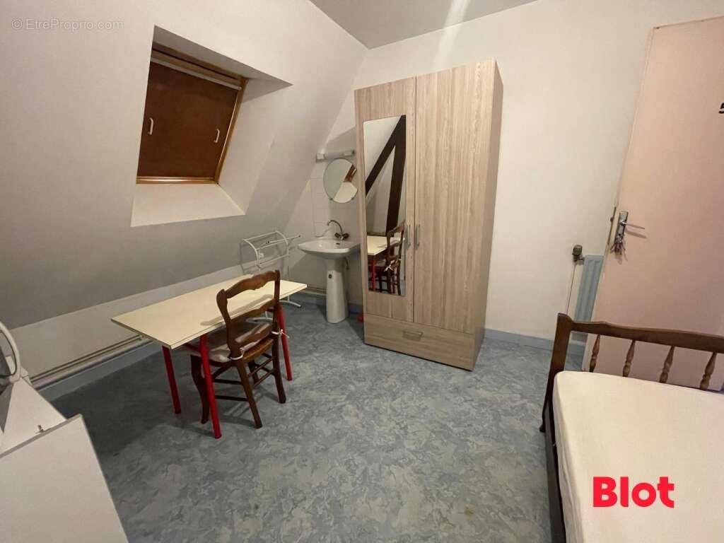 Maison 253 m² à Vitre  - photo 9