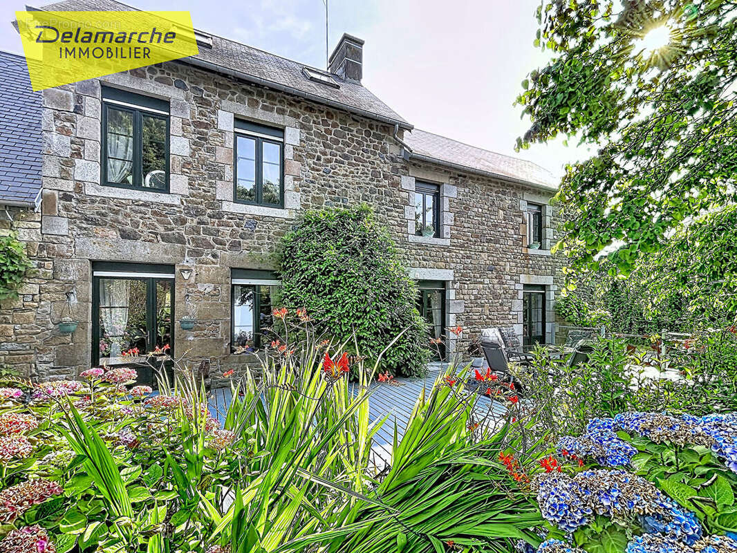 Longère en pierres - Dépendances - Terrain de 1600m2 - Marcey-les-Grèves - photo 2