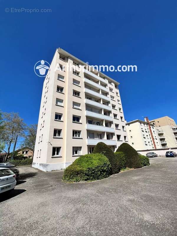 Appartement à LYON-8E