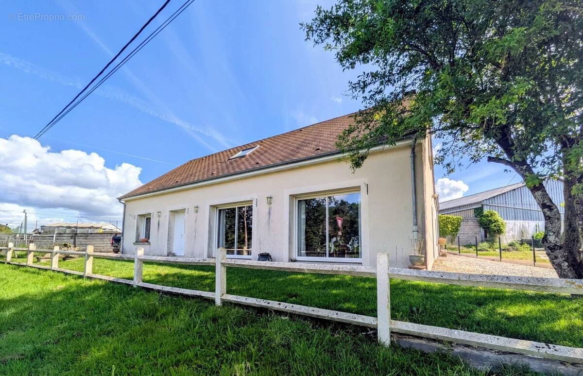 Maison à LA FERTE-GAUCHER