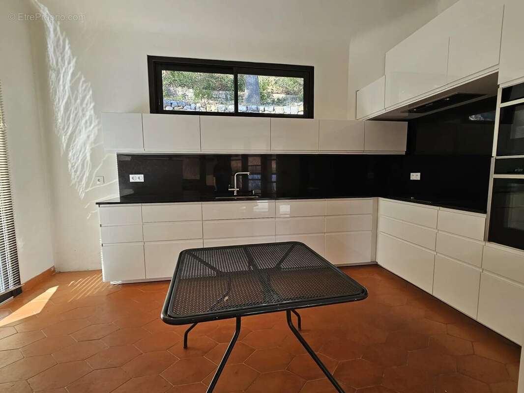 Maison à SAINT-VALLIER-DE-THIEY