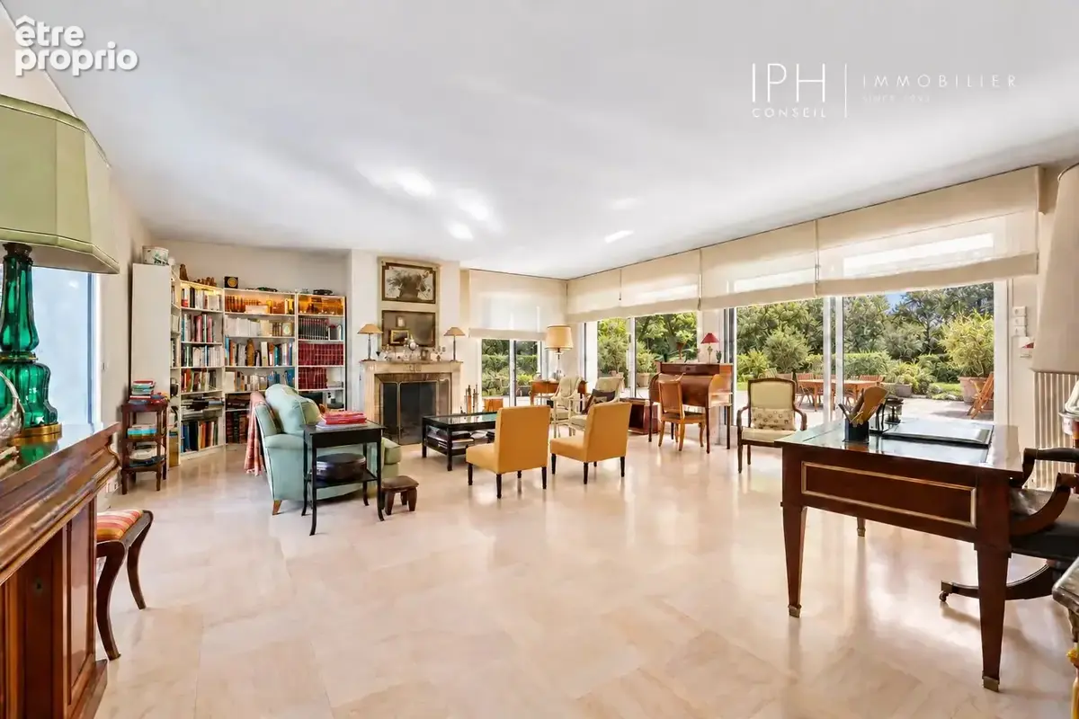 Photo Maison à Saint-Germain-En-Laye au prix de 1 090 000€