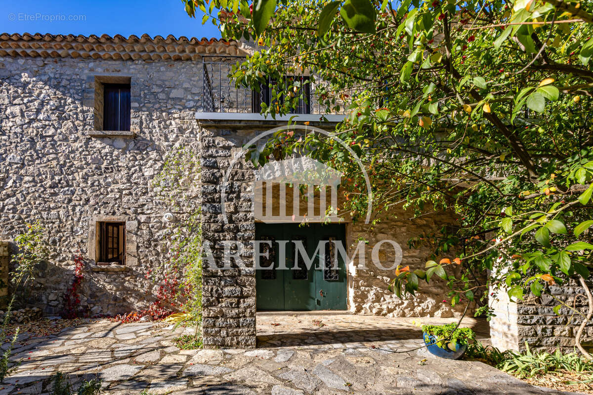 Maison à SAINT-MARTIN-DE-LONDRES