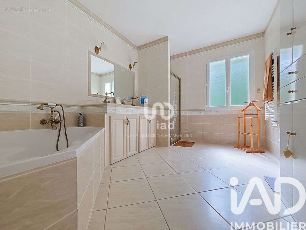 Photo 9 - Maison à MONTROY