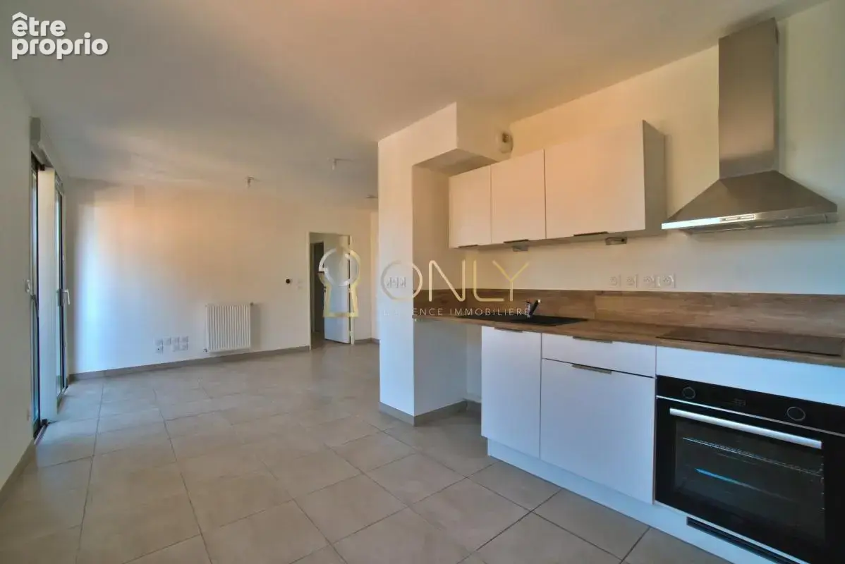 Quincieux- Appartement T2 - Centre Village - photo 5