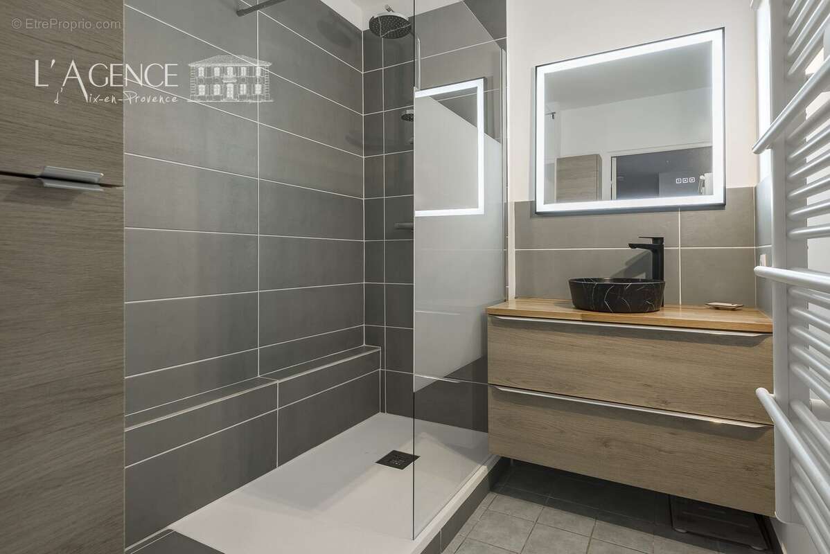 Appartement à AIX-EN-PROVENCE