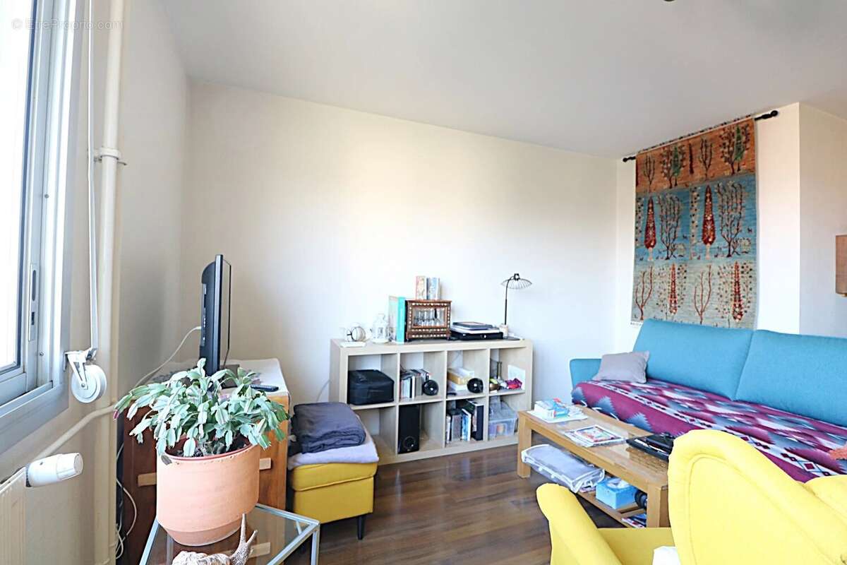 Appartement à OULLINS