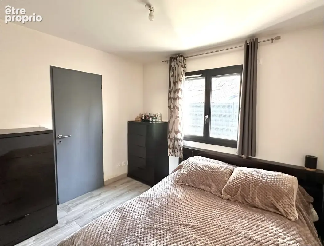 Exclusivite charly centre maison recente de plain-pied 4 chambres et piscine - photo 7
