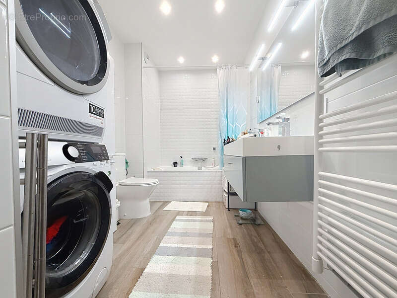 Appartement à FERNEY-VOLTAIRE