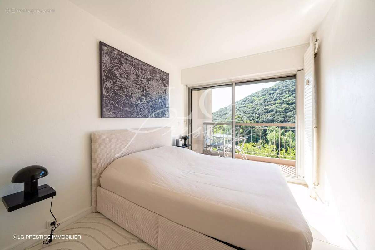 Appartement à MANDELIEU-LA-NAPOULE
