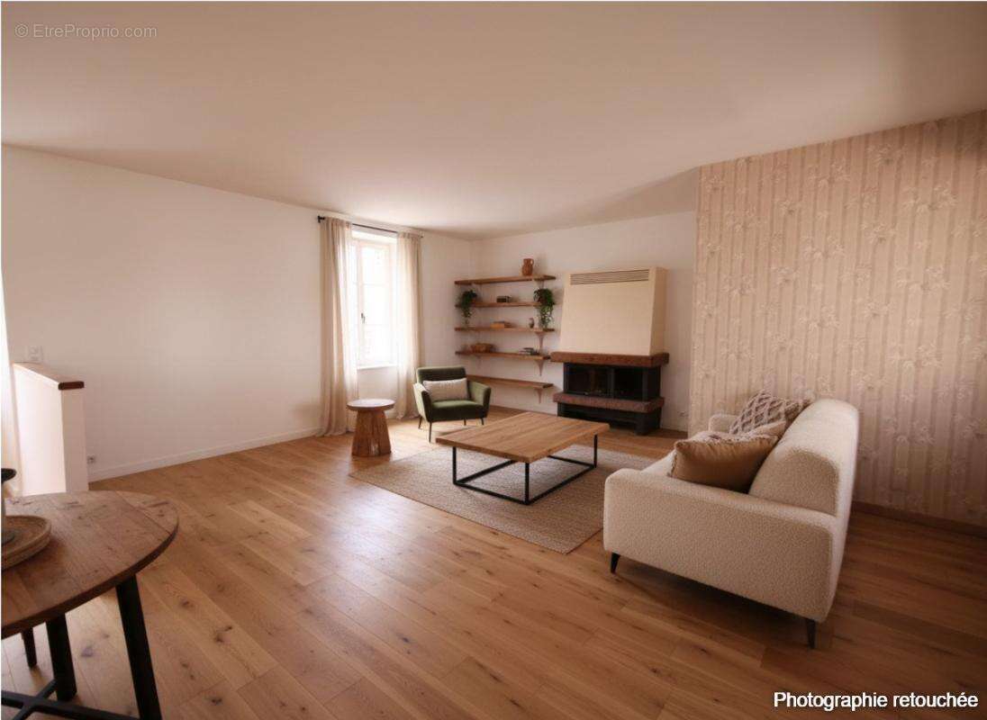 Maison à SEVERAC-LE-CHATEAU