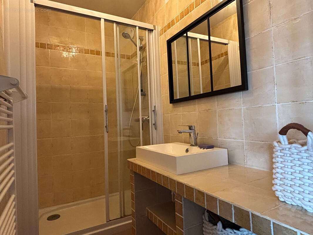 Appartement à VAUX-SUR-MER