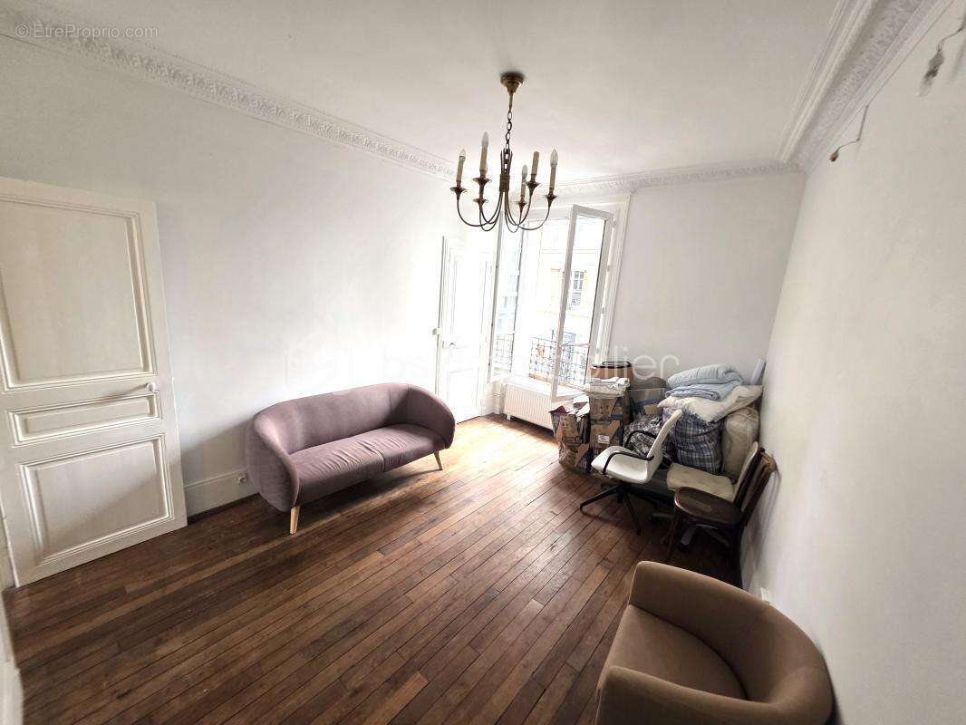 Appartement à PARIS-20E