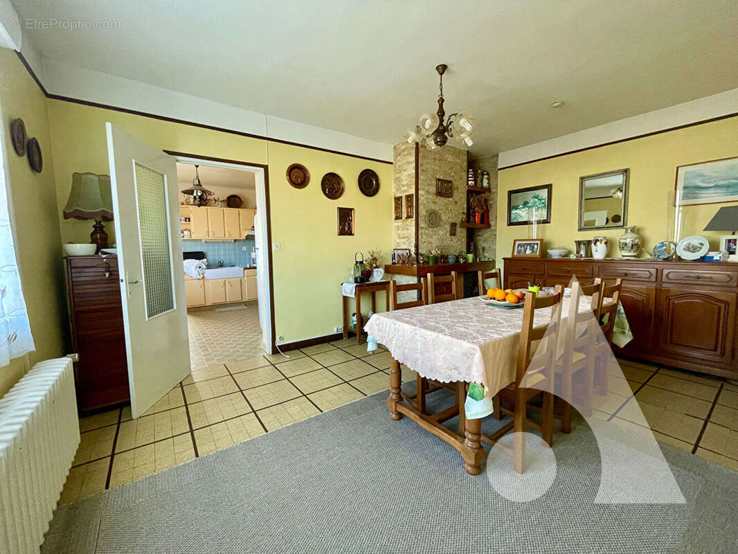 Maison à VILLETTE-SUR-AUBE