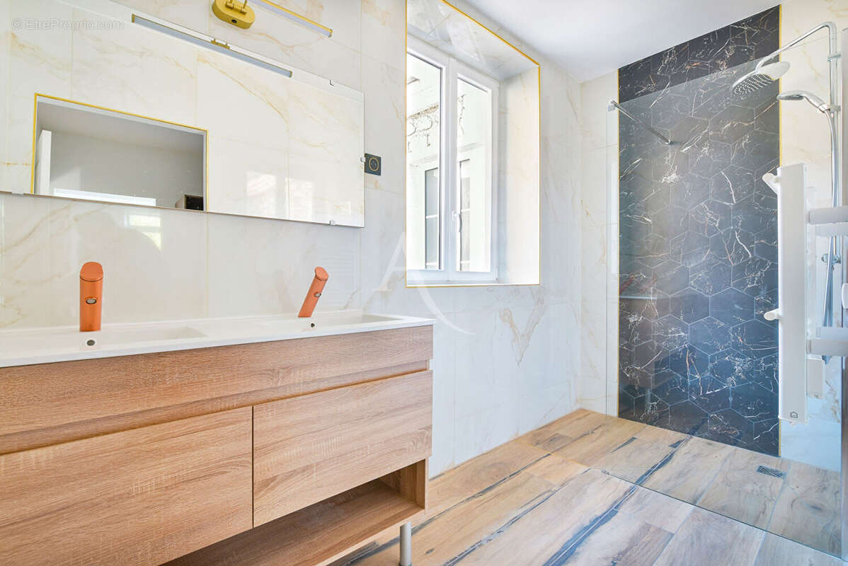 Appartement à MELUN