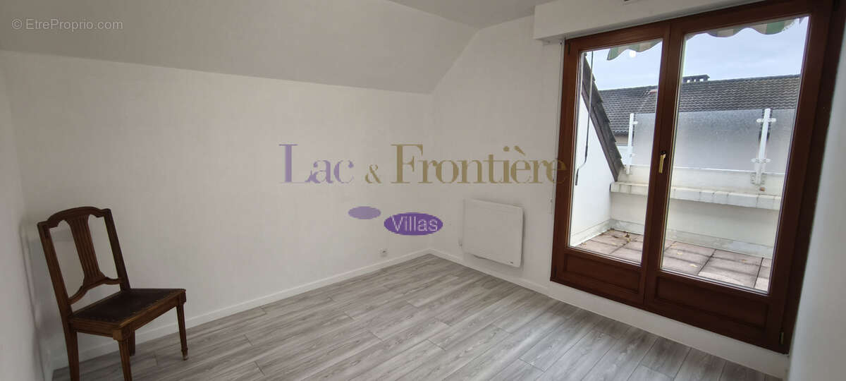 Appartement à DOUVAINE