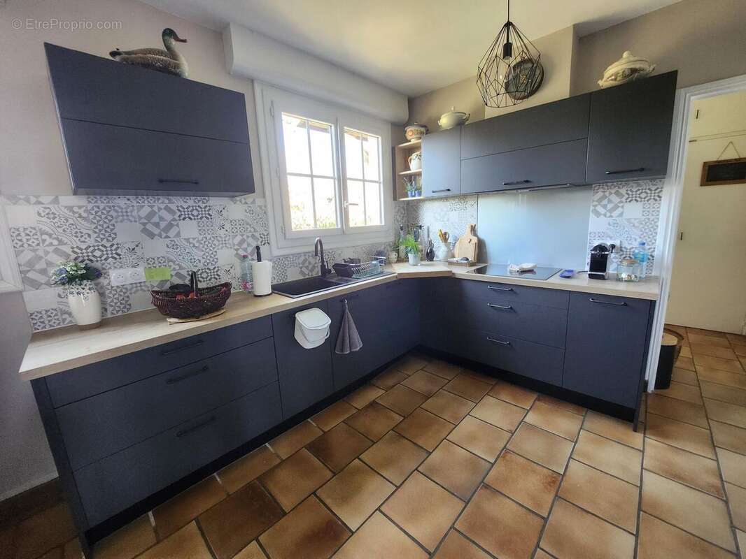 Maison 211 m² à Monguilhem  - photo 2