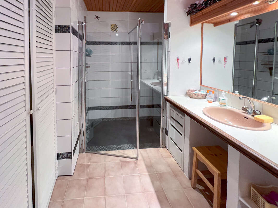 Maison à LA CROIX-VALMER