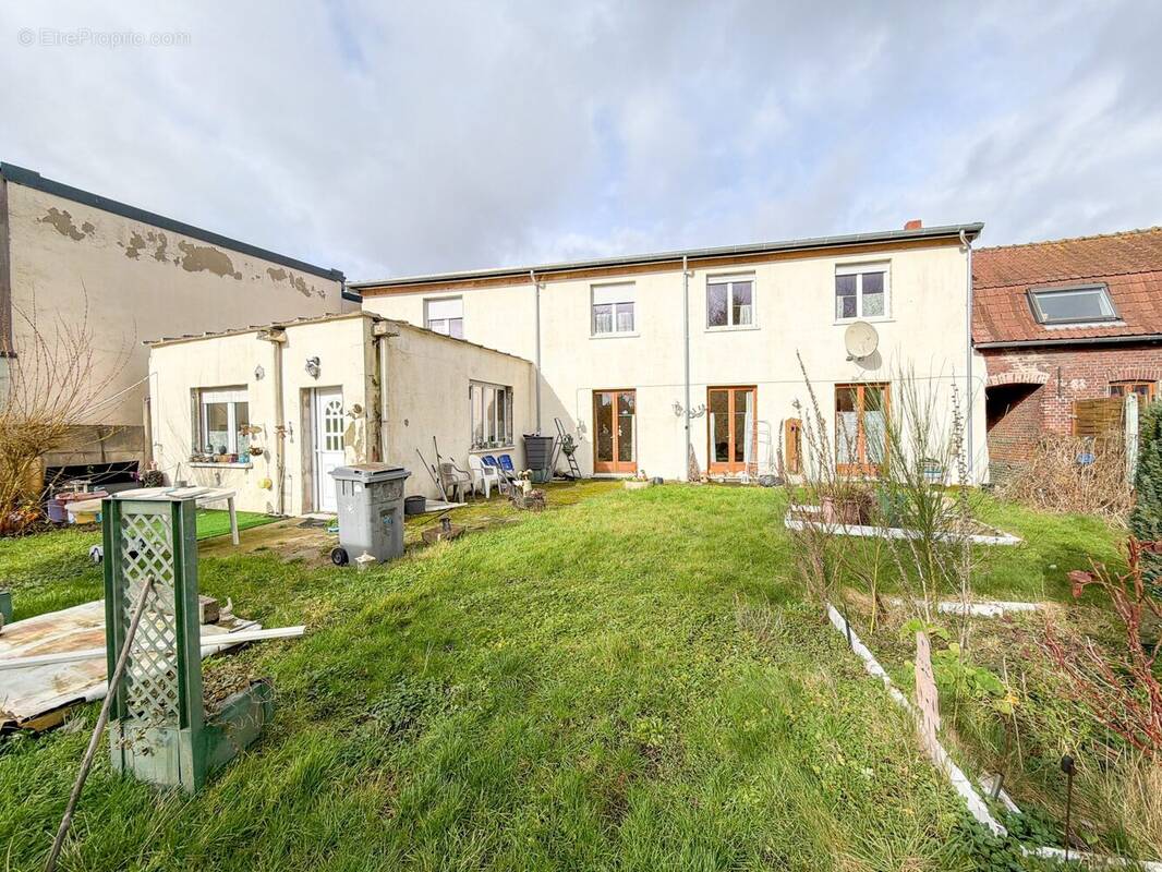 Maison à FOREST-SUR-MARQUE