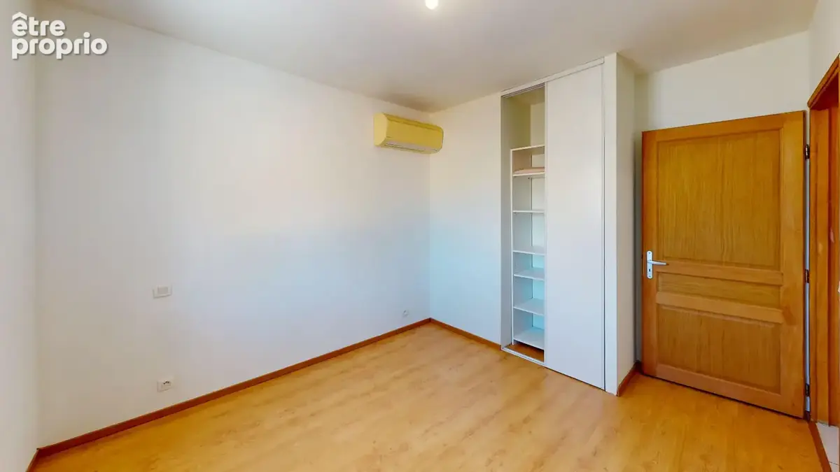T3 duplex « esprit maison » avec terrasse et parking privé - photo 8