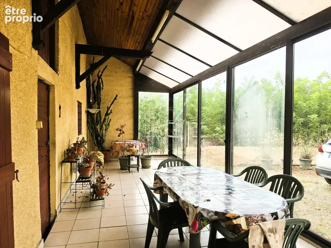 Nouveauté  saint-jean-sur-veyle :une maison à rénover, du terrain et un beau potentiel ! - photo 8