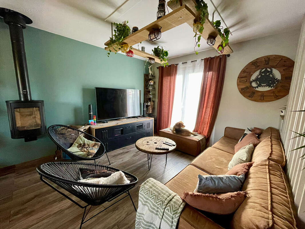 Maison à SAINT-MELOIR-DES-ONDES