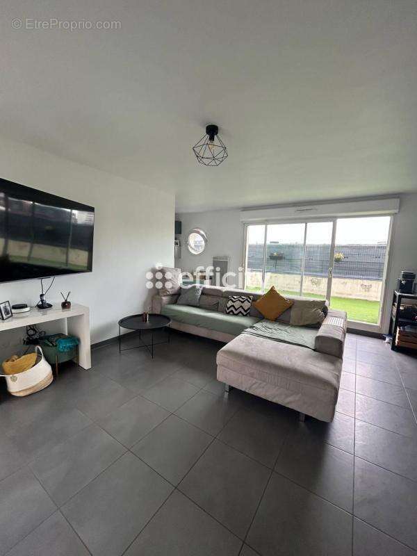 Appartement à ROSNY-SOUS-BOIS