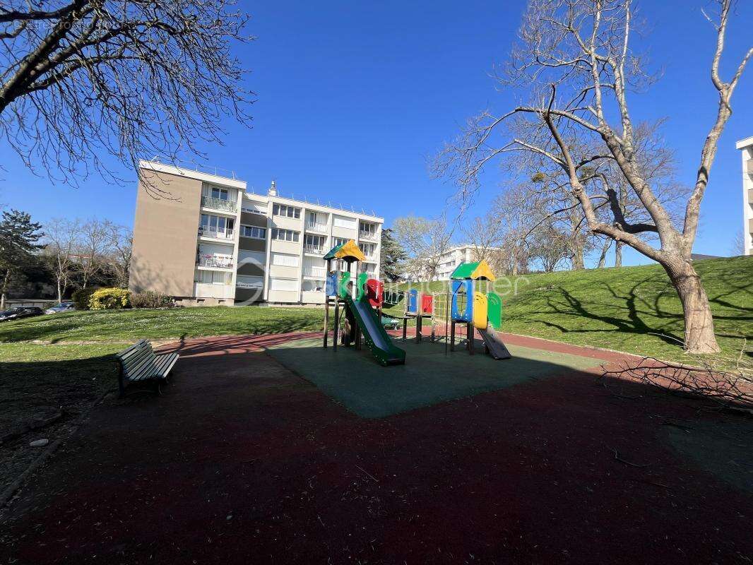 Appartement à CARRIERES-SUR-SEINE