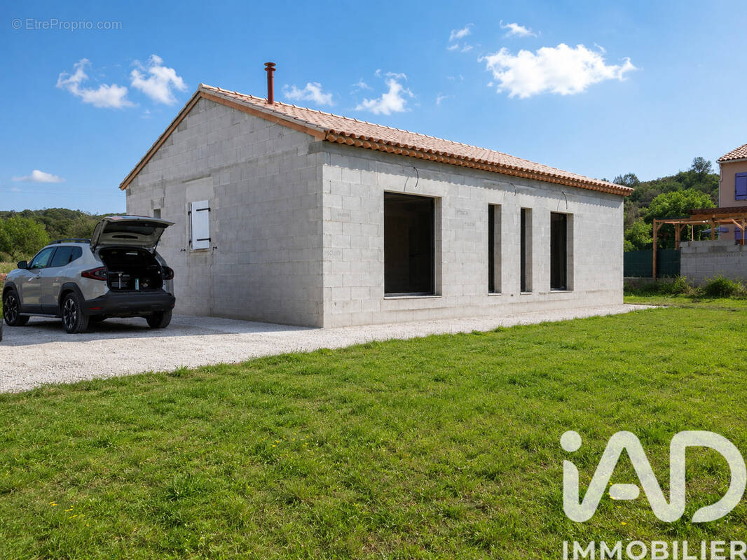 Photo 1 - Maison à TAVERNES