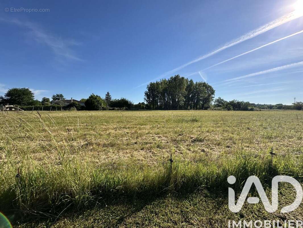 Photo 3 - Terrain à VILLENEUVE-SUR-LOT