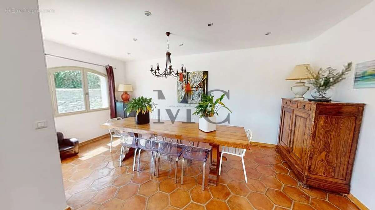 Maison à MARSEILLE-11E