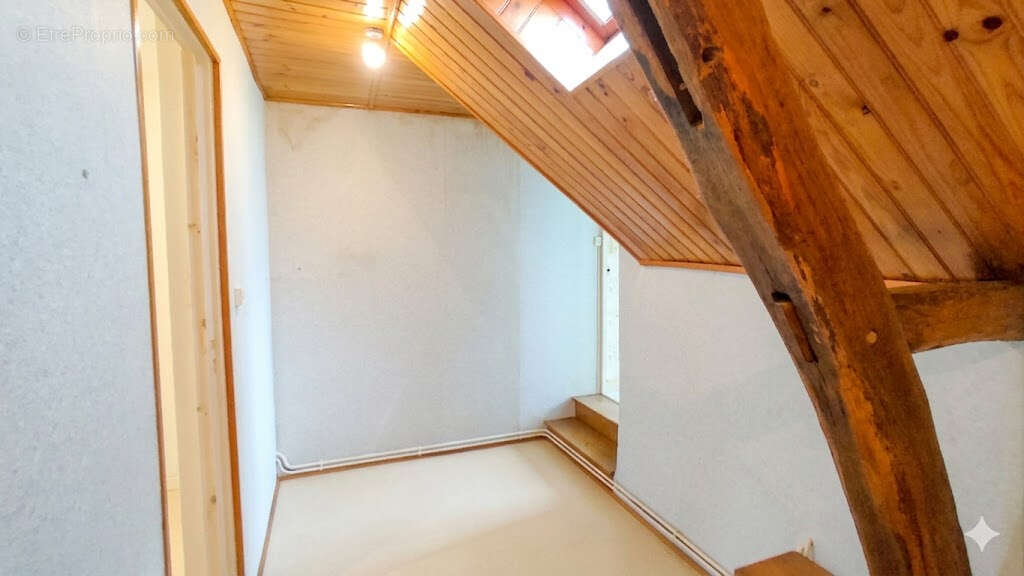 Maison 126 m² à Chatellerault  - photo 7