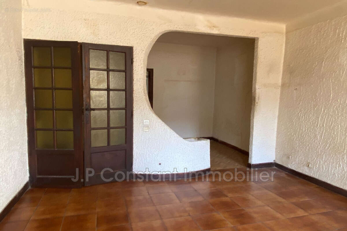 Appartement 57 m² à La Ciotat  - photo 2