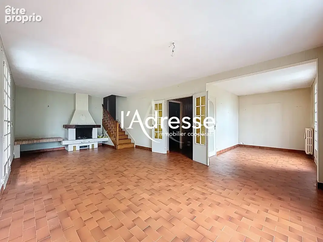 Maison familiale à vendre à SAINT-AVERTIN - 145m² sur terrain de 1650m² - Environnement calme et verdoyant - photo 4