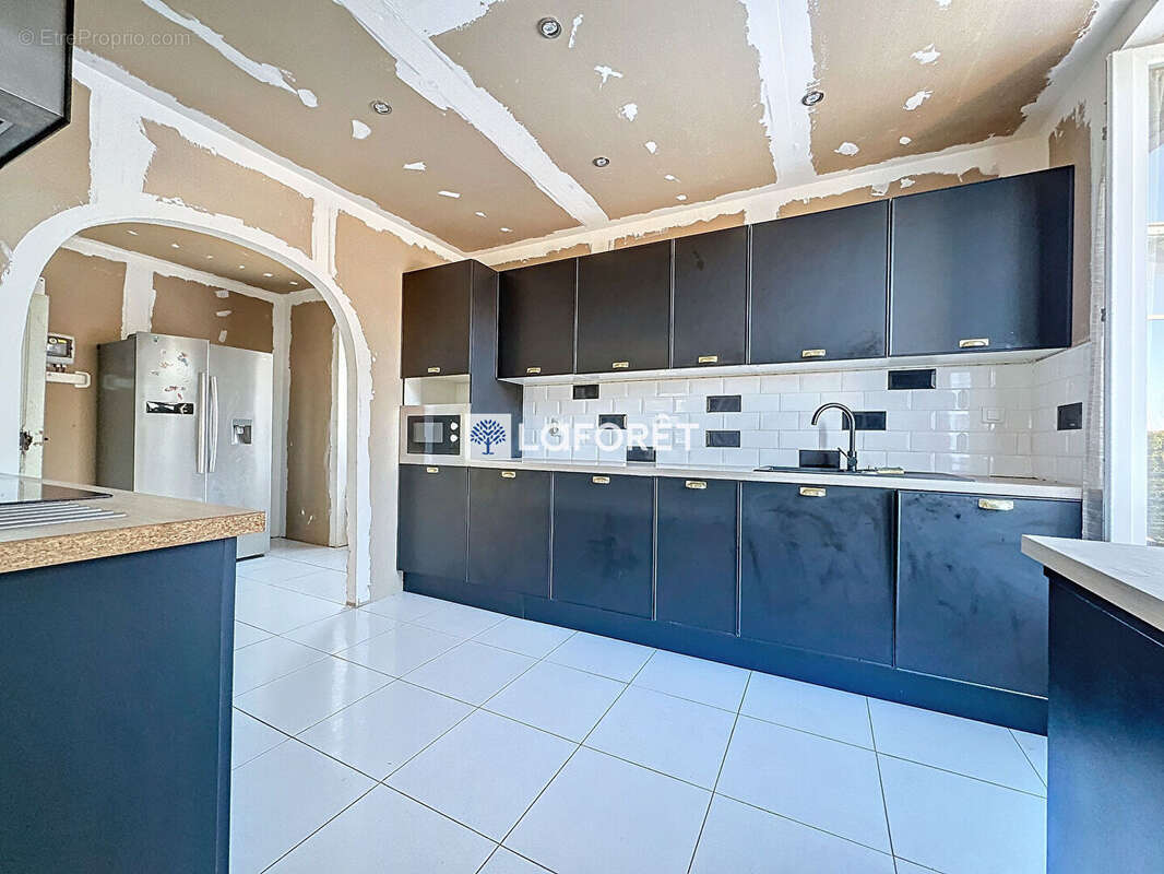 Maison à MONTPEYROUX