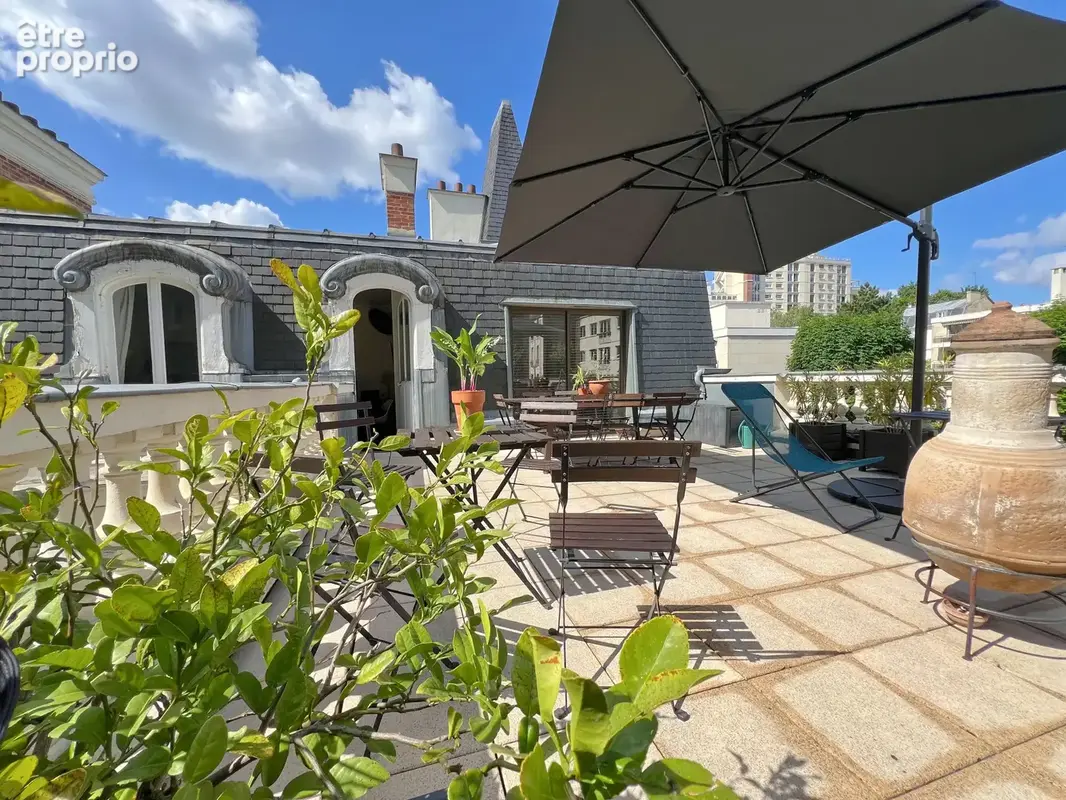 Appartement à COURBEVOIE