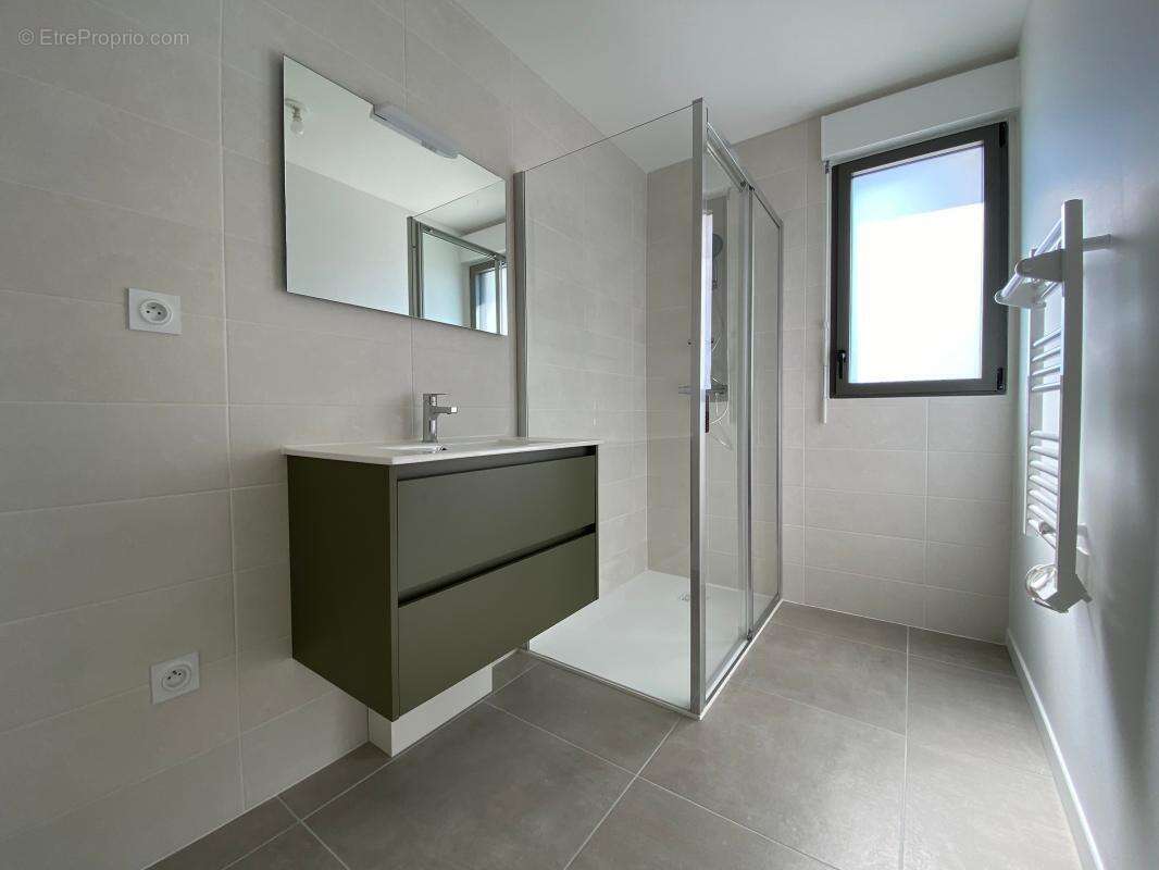 Appartement à LES MATHES