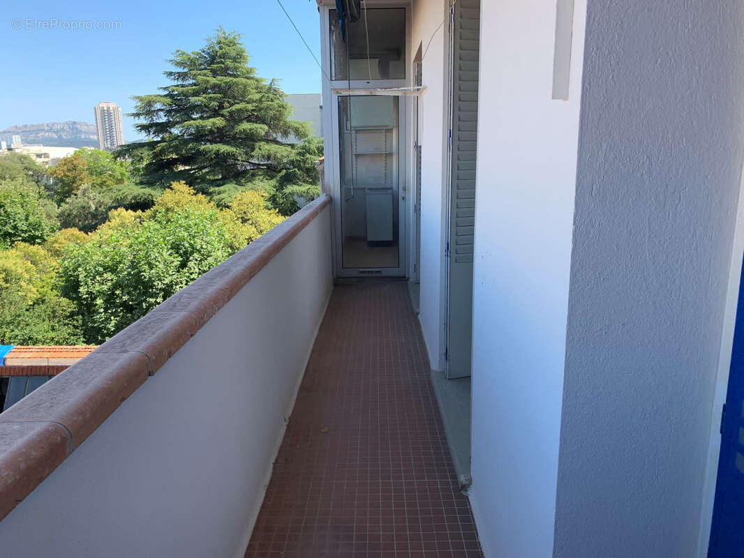 Appartement à MARSEILLE-8E